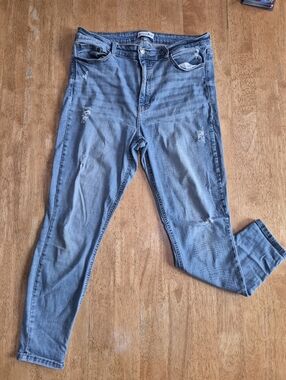 Studio Blue Women's Distressed Light Blue Skinny Jeans Ankle Crop Plus Size